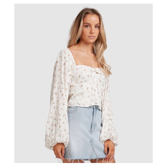 Billabong Romantic Peasant Top - Picture 2 of 10